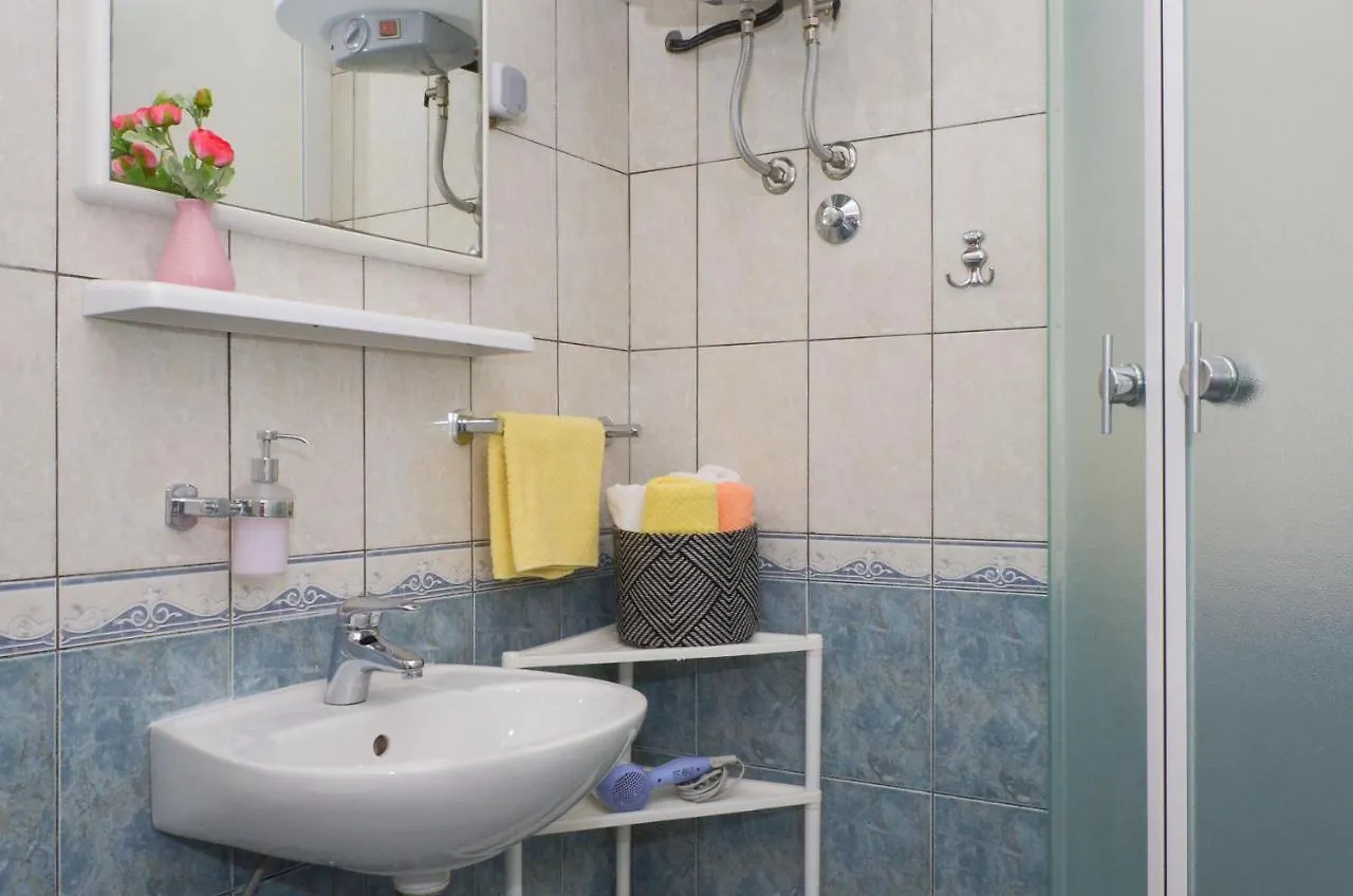 Apartments Pitesa 트로기르