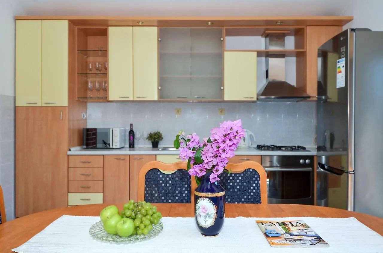 Apartments Pitesa Trogir