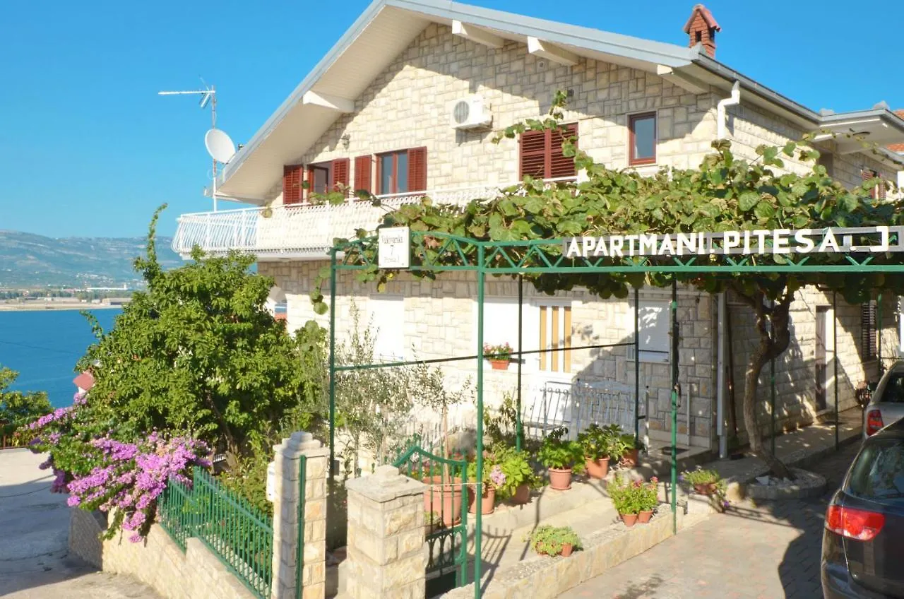Apartments Pitesa Trogir