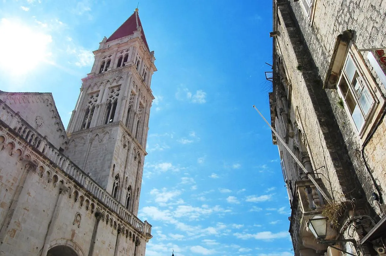 Apartments Pitesa Trogir